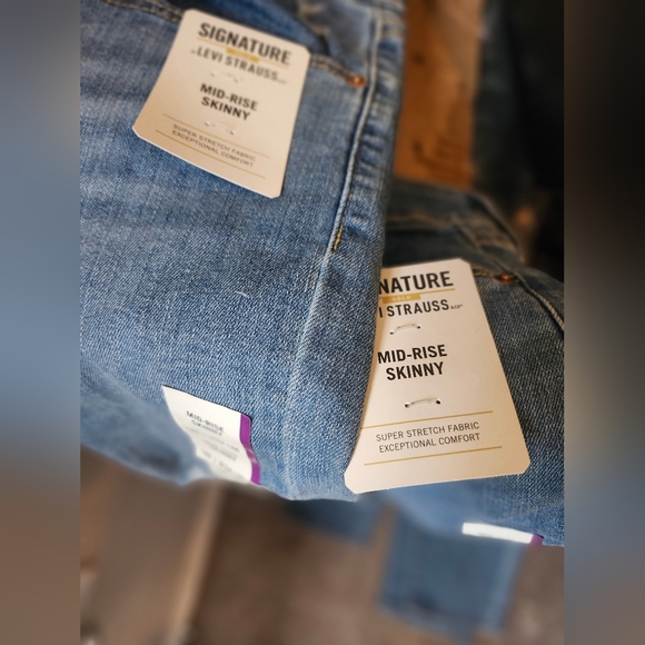 Levi - Picture 10 of 11